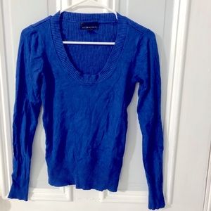 Pretty cobalt blue scoop neck sweater size extra small by Attention